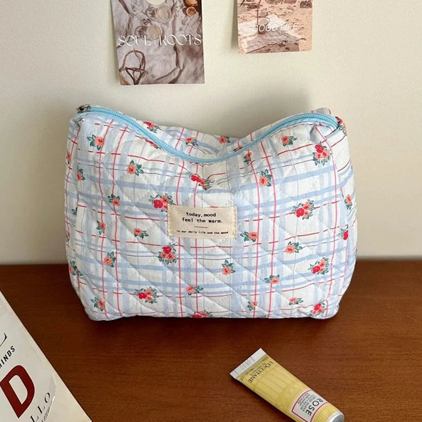 Women’s Travel Cosmetic Bag – Large Capacity Zipper Makeup Pouch