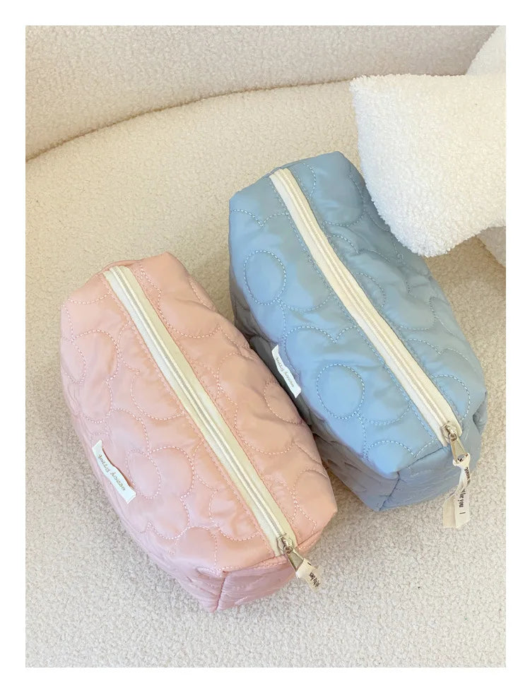 Women’s Travel Cosmetic Bag – Large Capacity Zipper Makeup Pouch