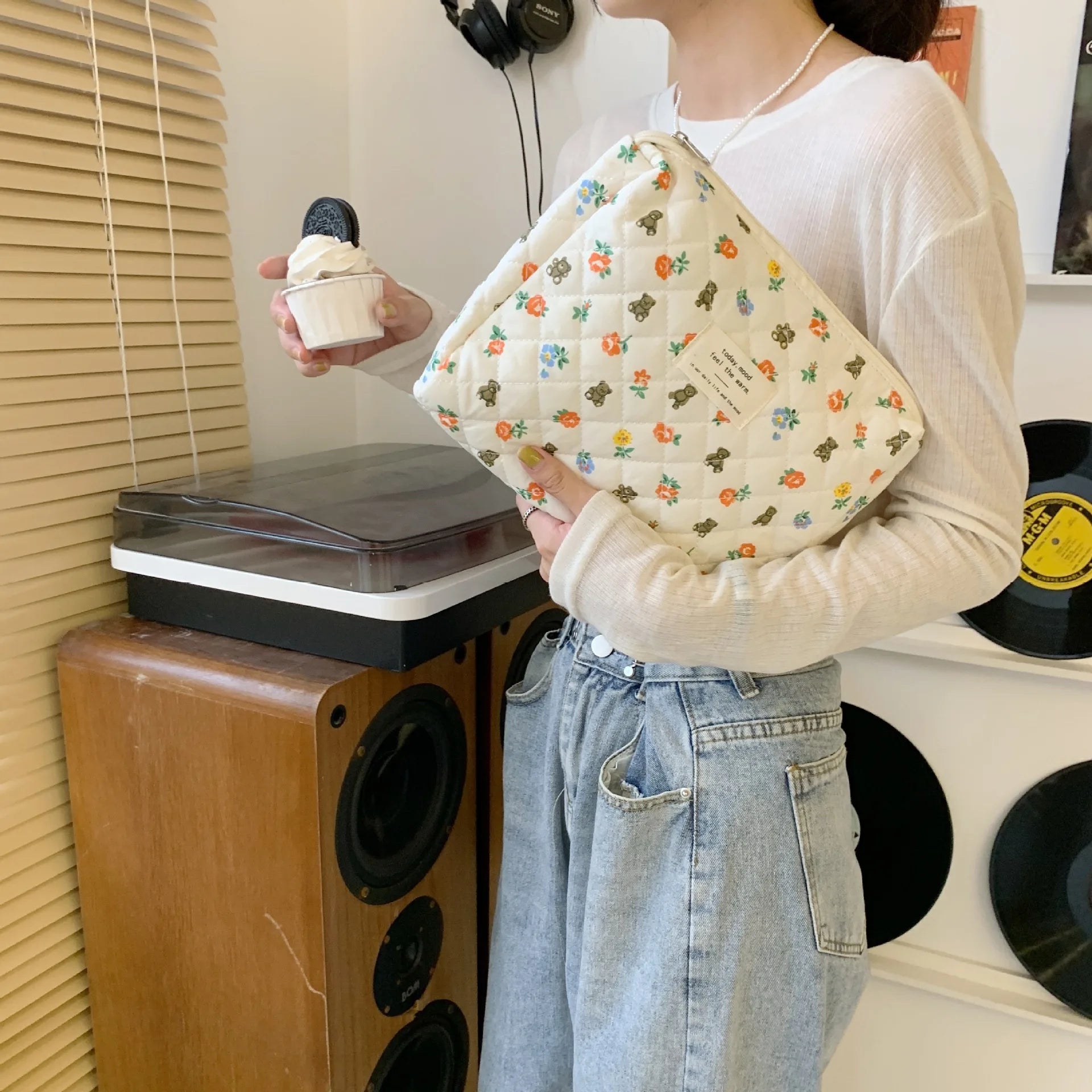 Women’s Travel Cosmetic Bag – Large Capacity Zipper Makeup Pouch